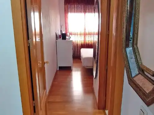 Dormitori de Pis en venda en Carabanchel