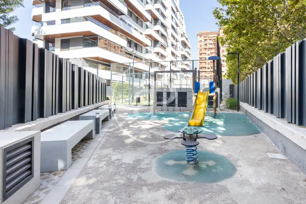 Wohnung zur Miete in Carrer del Cercle de Bellas Arts, Sant Llorenç - Zona Alfahuir