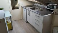 Kitchen of Flat to rent in  Madrid Capital  with Air Conditioner, Heating and Furnished