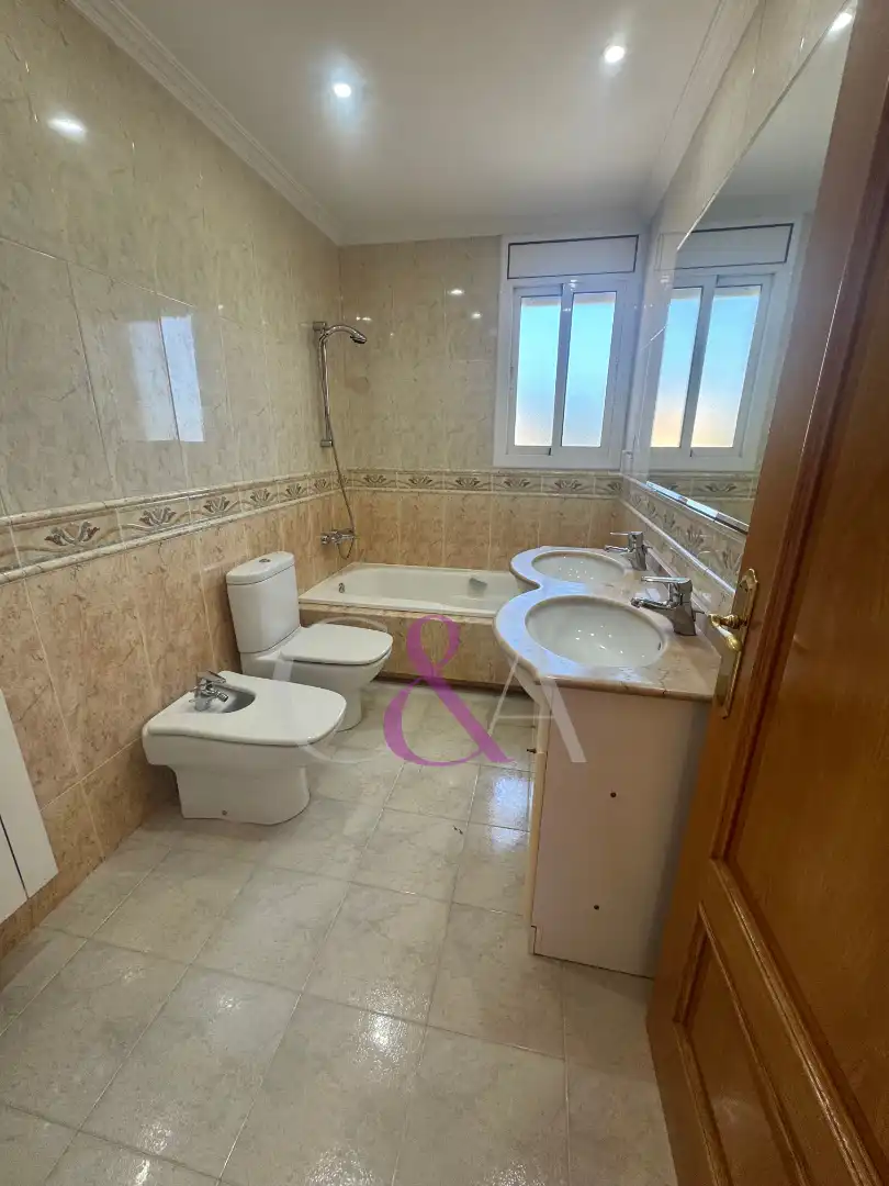 Baño de Casa o chalet en venta en Sant Vicenç de Montalt con Aire acondicionado, Calefacción y Terraza