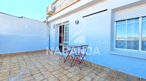 Foto 3 de Ático en venta en El Raval, Barcelona