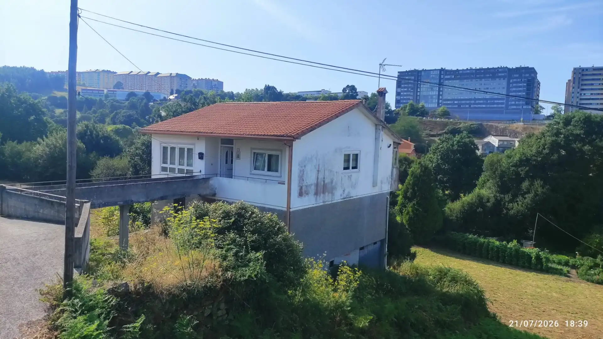 Vista exterior de Casa o xalet en venda en A Coruña Capital  amb Calefacció i Moblat