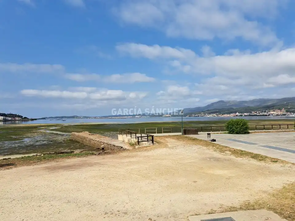 Dúplex en venta en Boiro con Calefacción, Amueblado y Balcón