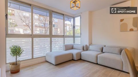 Apartamento de 4 dormitorios en alquiler en Aiora, Valencia., imatge 3