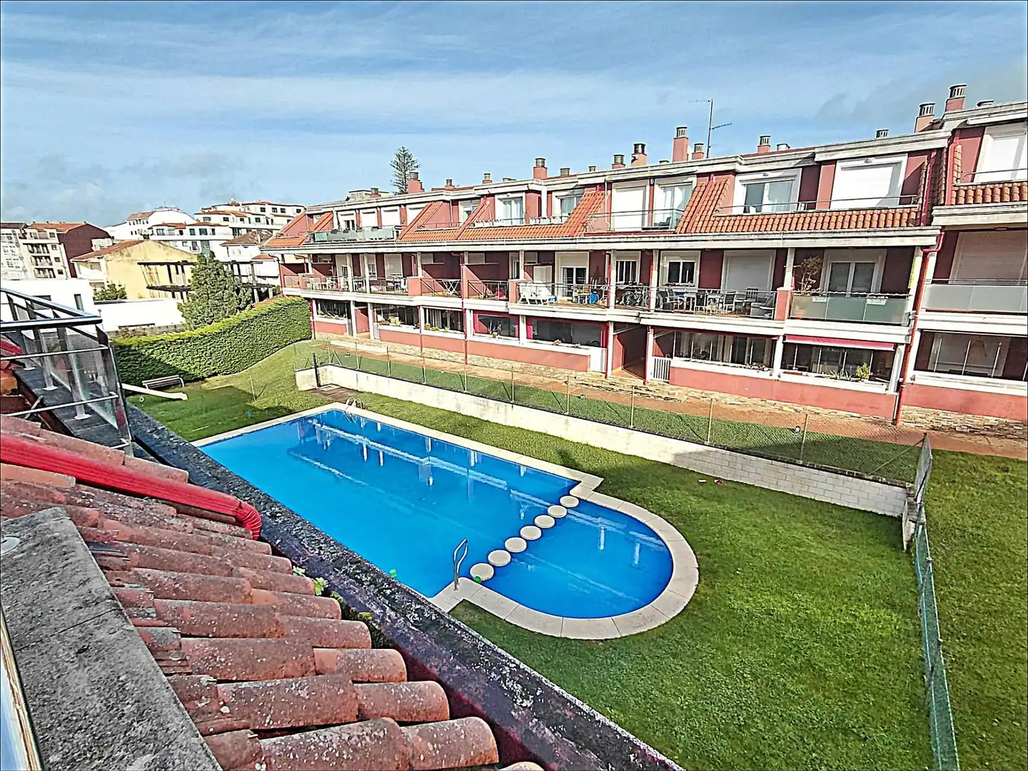 Piscina de Piso en venta en Vilagarcía de Arousa con Calefacción, Jardín privado y Terraza