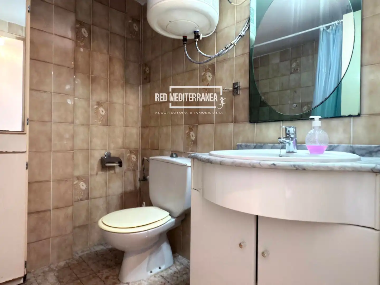 Badezimmer von Wohnung zum Verkauf in Gandia mit Klimaanlage, Heizung und Terrasse