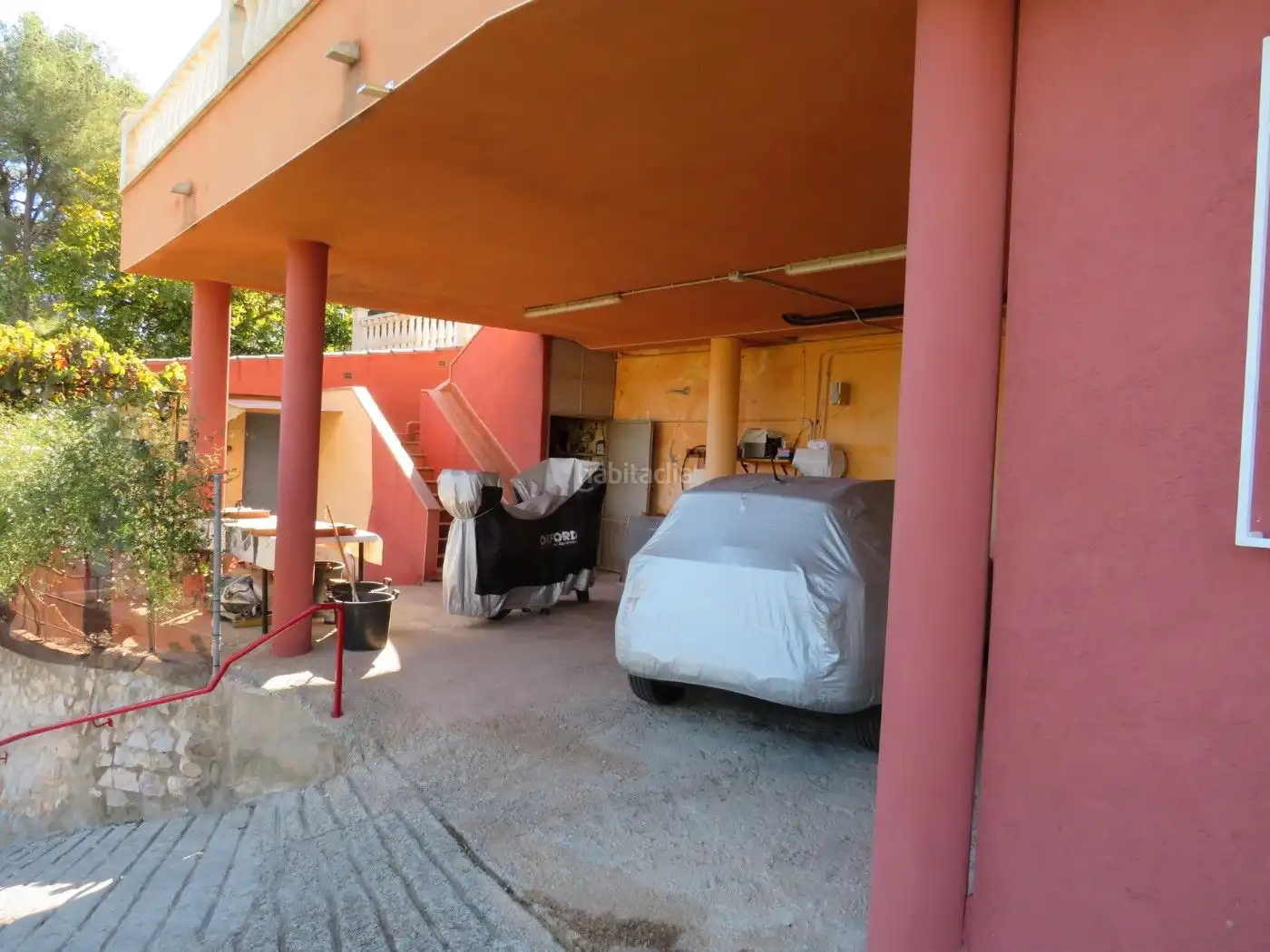 Casa con jardín en venta en Carrer los Abetos 11, imagen 4
