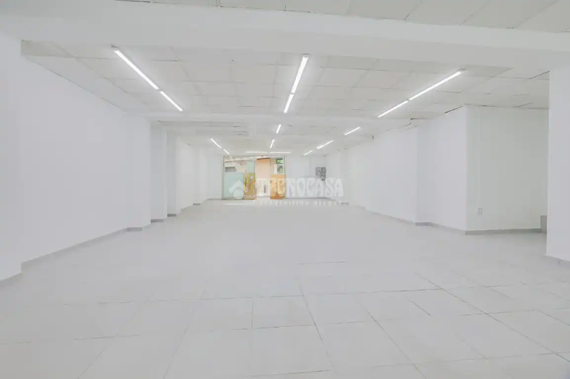 Business premises for sale in Centre, imagen 2