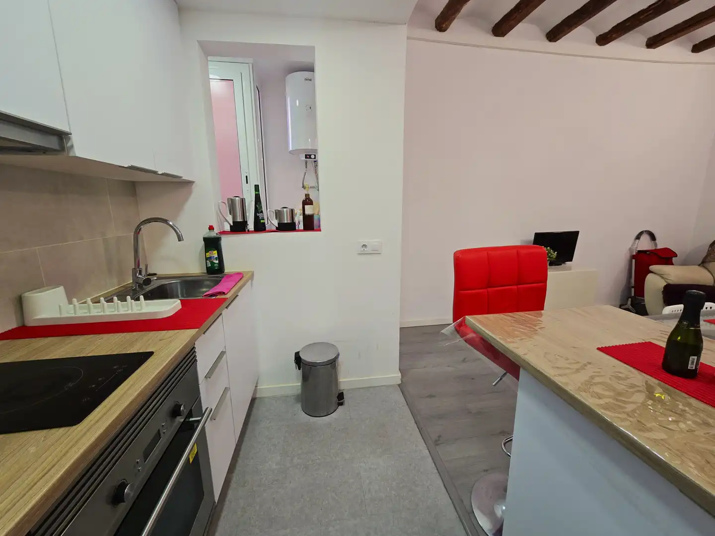 Cuina de Pis en venda en Tarragona amb Aire condicionat, Parquet i Moblat