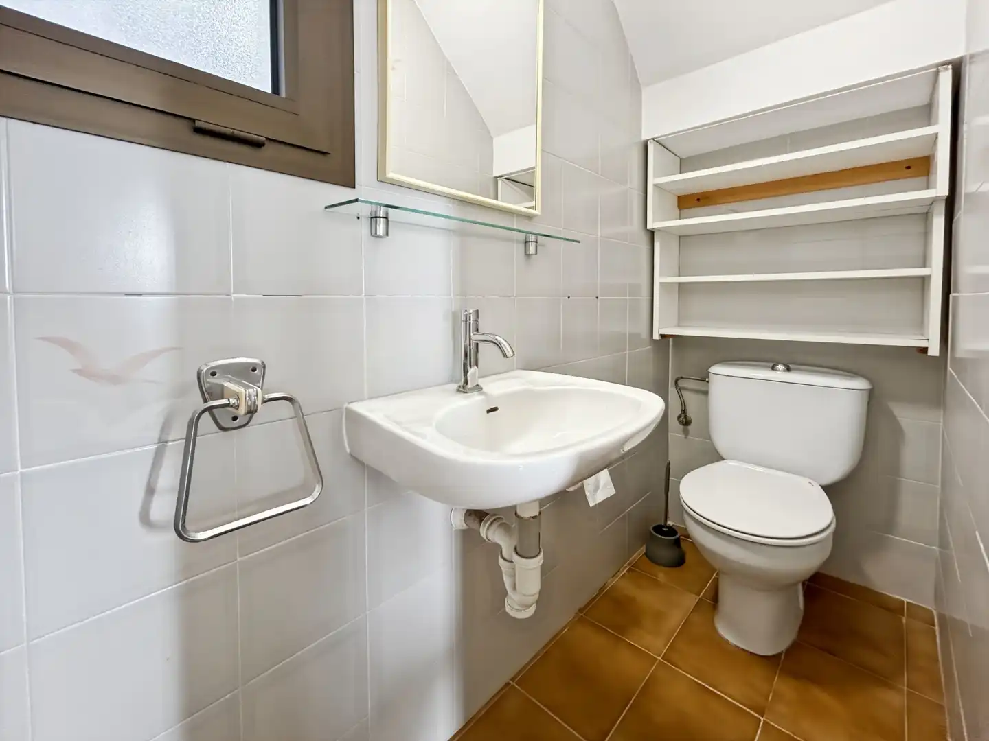 Bathroom of Duplexes for sale in Roses  with Air Conditioner and Heating
