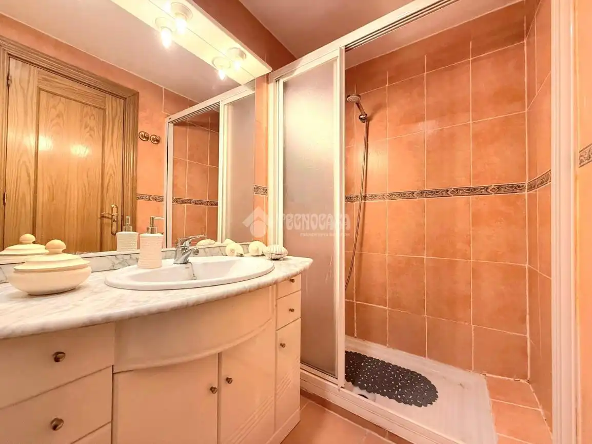 Flat for sale in Sónsoles