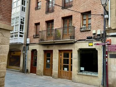Pis amb ascensor en venda a Calle Pinar