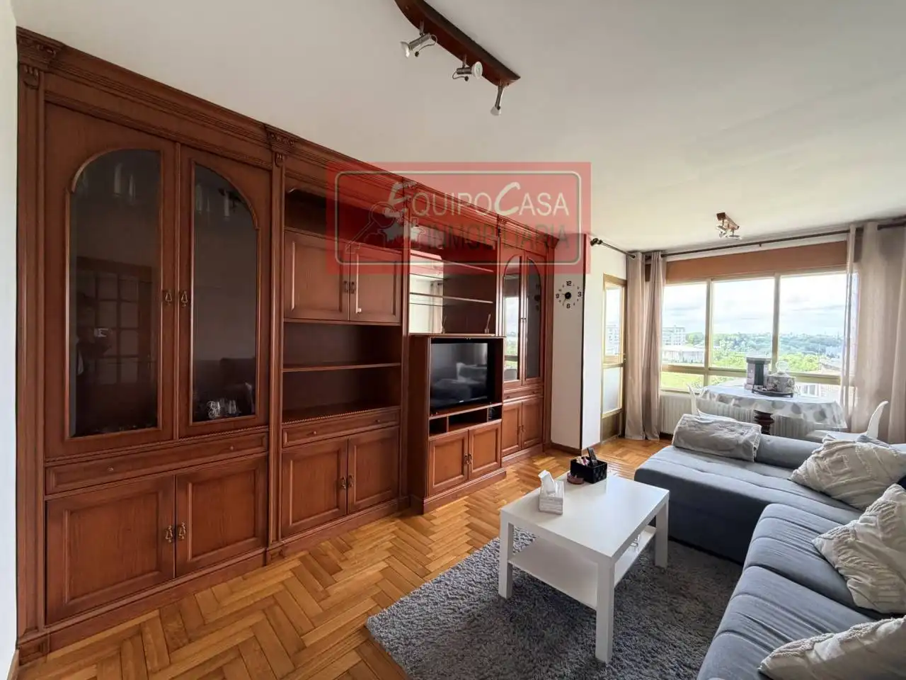 Wohnzimmer von Wohnung zur Miete in Lugo mit Heizung, Parkett und Möbliert