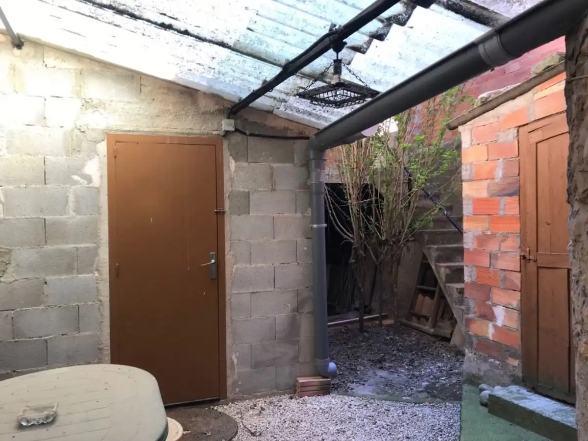 Casa adosada en venta en Valdeltormo con Trastero, Amueblado y Horno