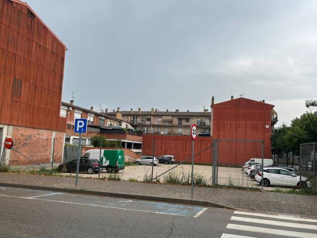 Terreno industrial en Venta en Federico García Lorca en Sarrià de Ter