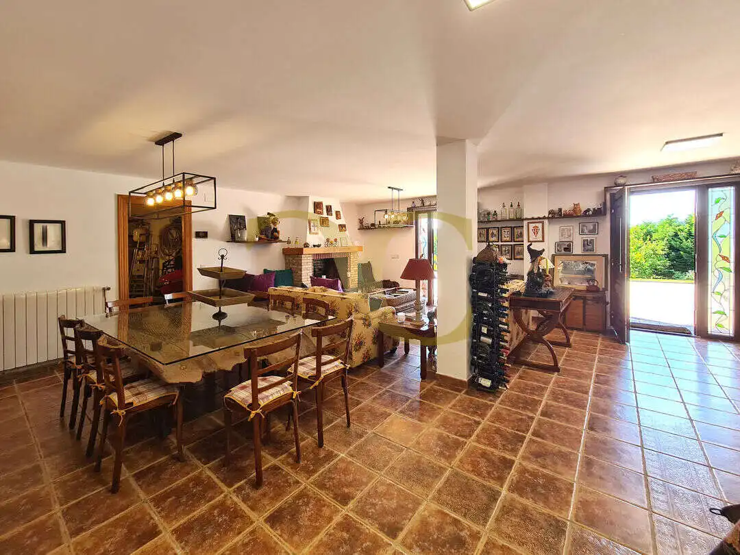 Comedor de Casa o chalet en venta en Villaviciosa con Calefacción, Jardín privado y Terraza