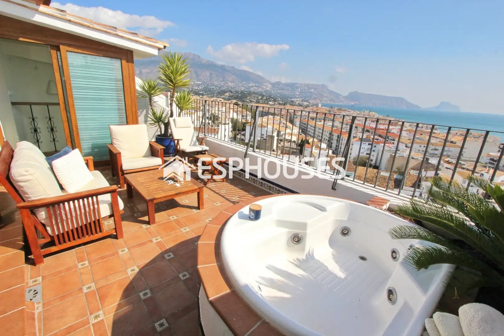 Country homes for sale in Altea ciudad