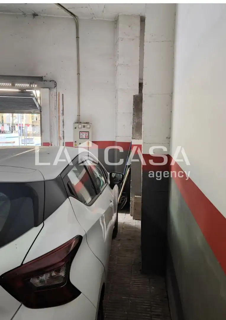 Parcheggio in vendita a Artigues - Llefià