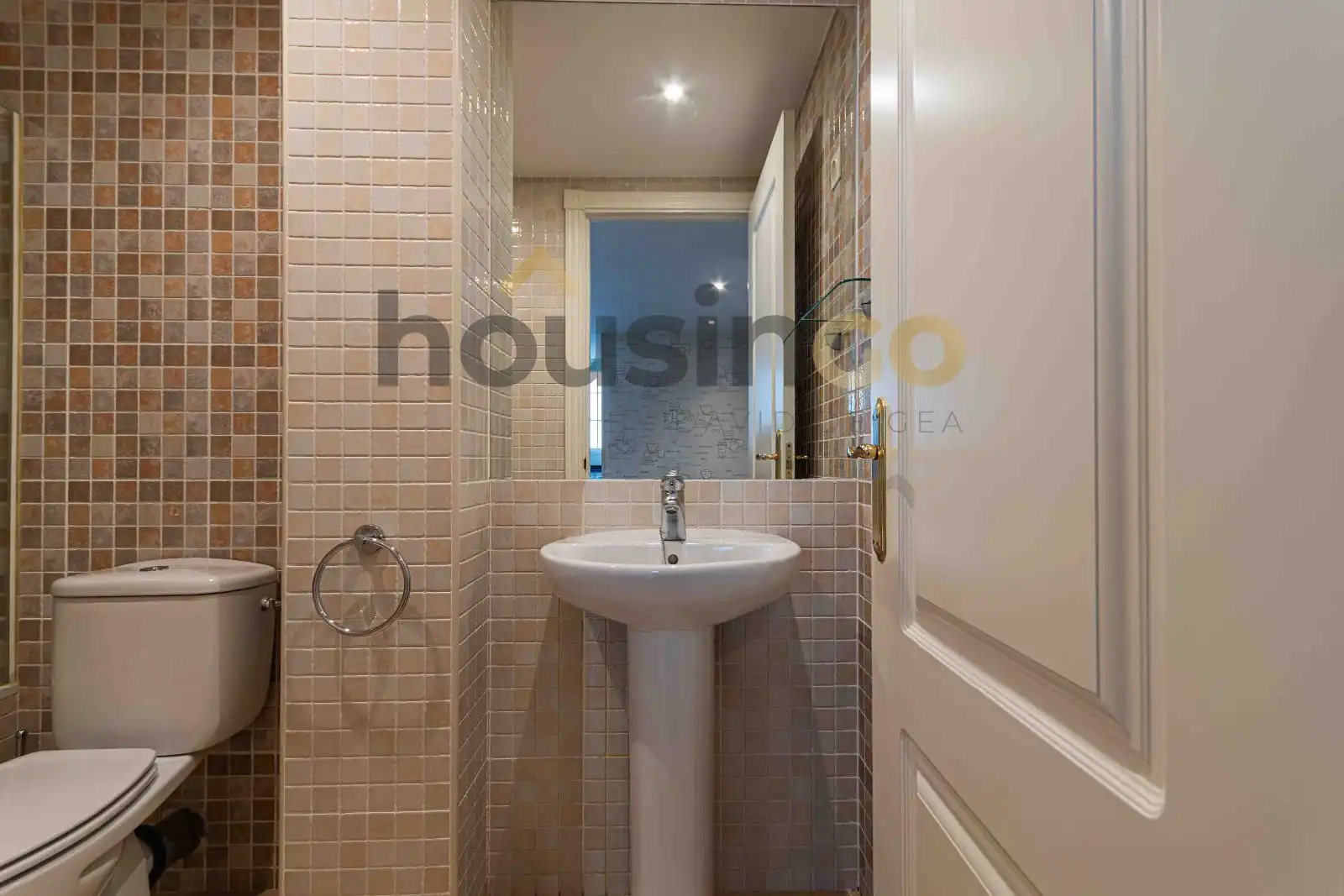 Badezimmer von Wohnung zur Miete in Madrid mit Klimaanlage, Heizung und Parkett