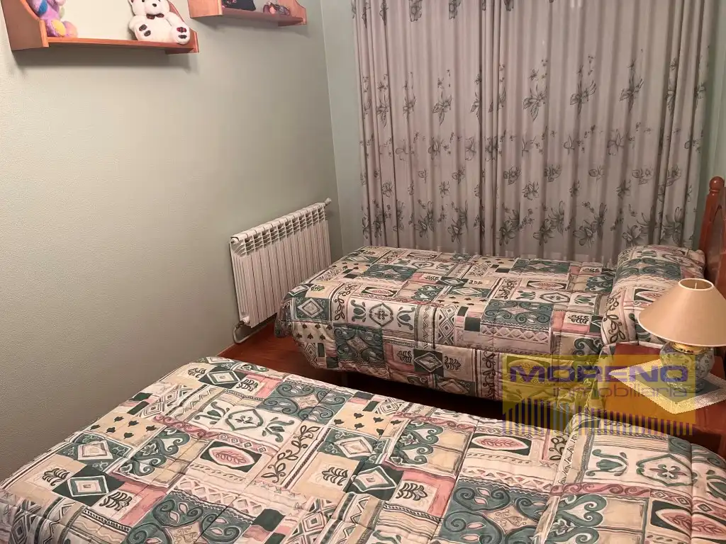 Bedroom of Flat for sale in Sarria