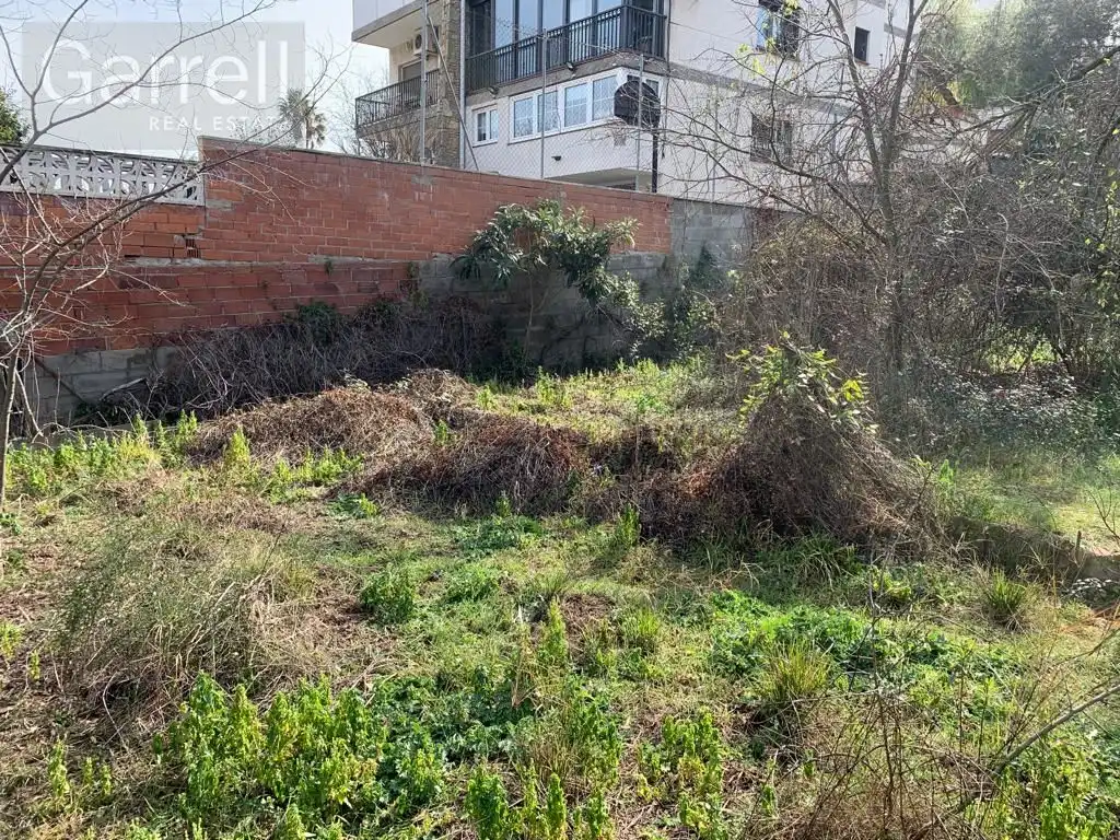 Grundstücke und Bauplätze zum Verkauf in CL CERVOL 
 CERVELLO (BARCELONA)