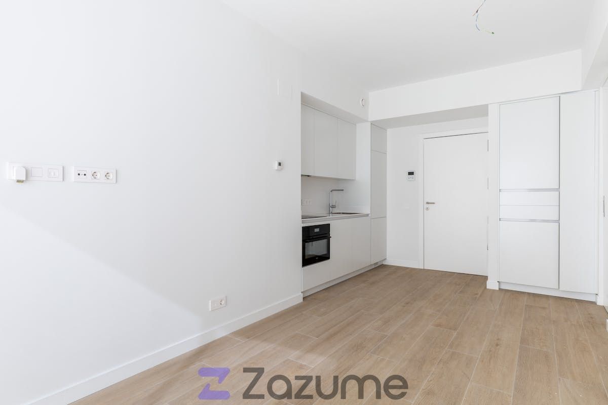 Bedroom of Flat to rent in  Madrid Capital  with Heating, Terrace and Storage room
