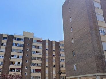 Pis amb balcó en venda a Torrent Ballester