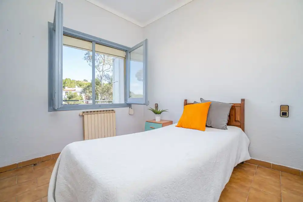 Dormitori de Casa o xalet en venda en Roses amb Calefacció, Jardí privat i Terrassa
