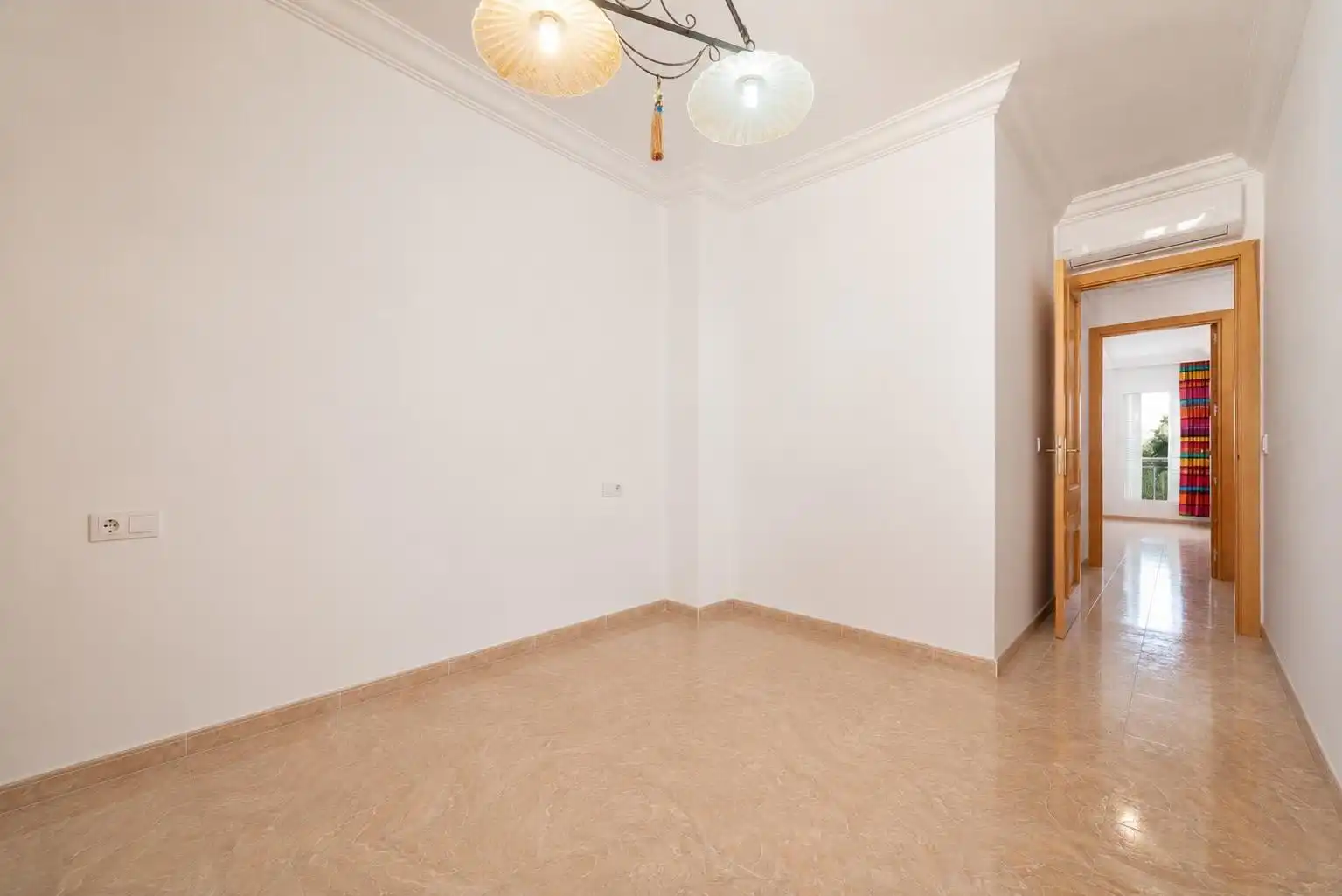 Schlafzimmer von Wohnungen zum Verkauf in Alcúdia mit Klimaanlage, Heizung und Terrasse