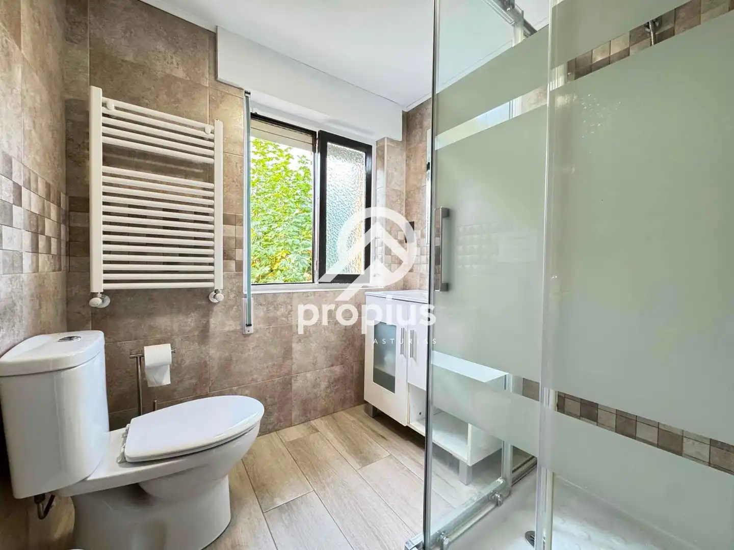 Baño de Casa o chalet en venta en Parres con Calefacción, Jardín privado y Parquet
