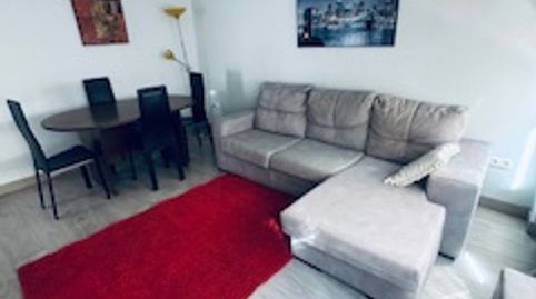 Foto 4 de Apartamento de alquiler en Calle Gil y Carrasco, Centro Ciudad, León Capital