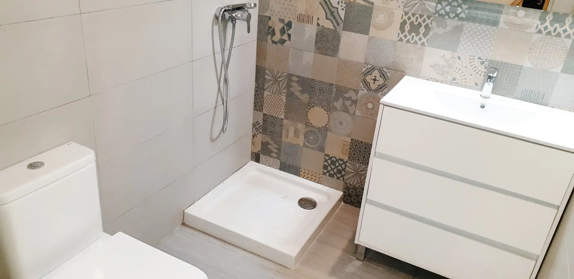 Bany de Pis en venda en Castelldefels amb Aire condicionat, Calefacció i Terrassa