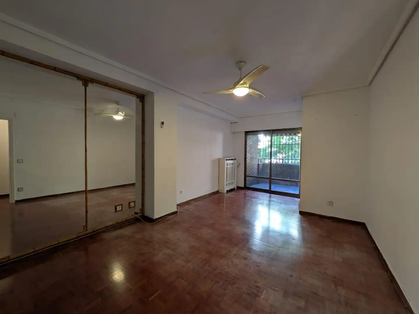 Living room of Flat for rent in Chamberí