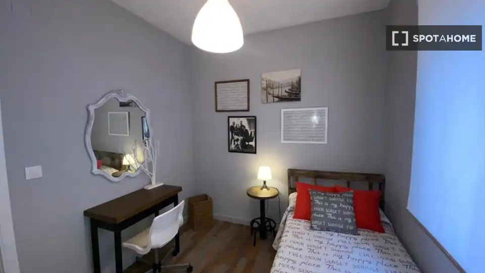 Bedroom of Apartments for share in Cartagena  with Air Conditioner, Terrace and Furnished