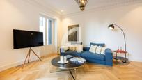 Living room of Flat for sale in  Madrid Capital  with Air Conditioner, Heating and Terrace