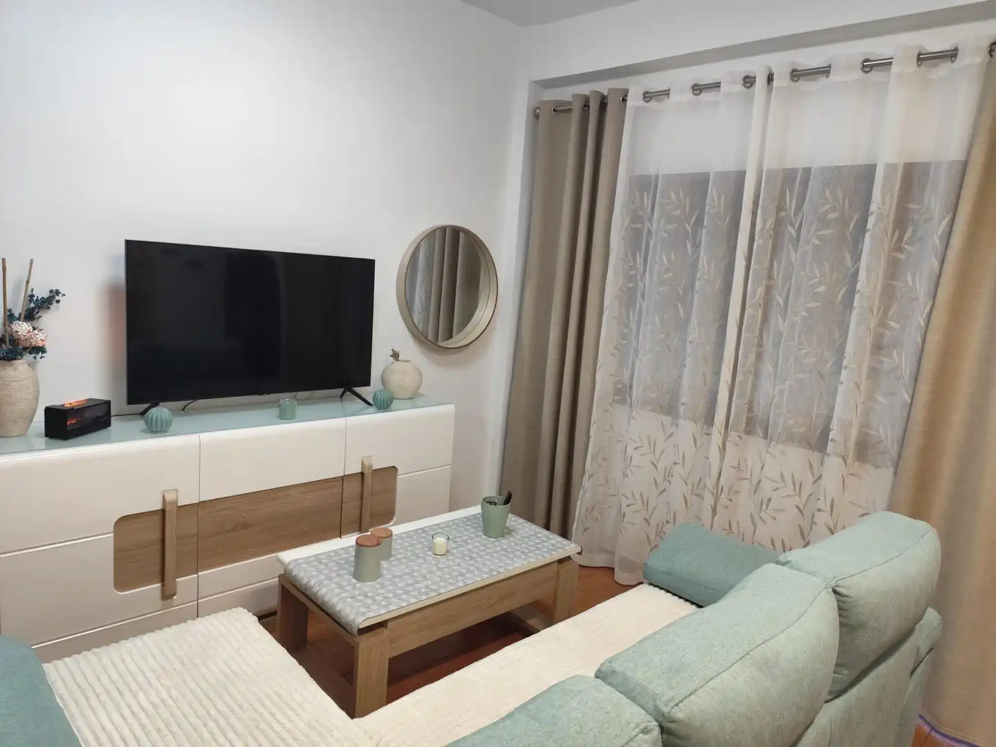 Living room of Ground floor for sale in Torremolinos  with Private garden, Terrace and Community pool