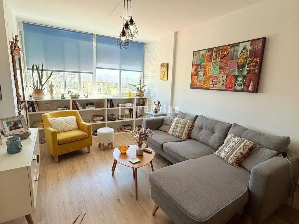 Wohnzimmer von Wohnung zur Miete in Málaga mit Parkett, Terrasse und Möbliert