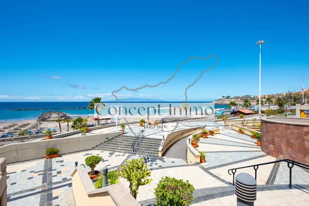 Terraza de Planta baja en venta en Adeje con Aire acondicionado, Terraza y Alarma