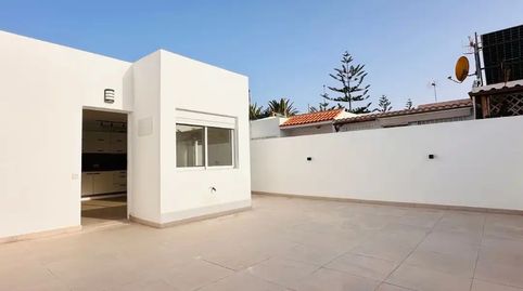 Foto 3 de Piso en venta en Avenida Jose Antonio Tavio, 17, Costa del Silencio, Arona