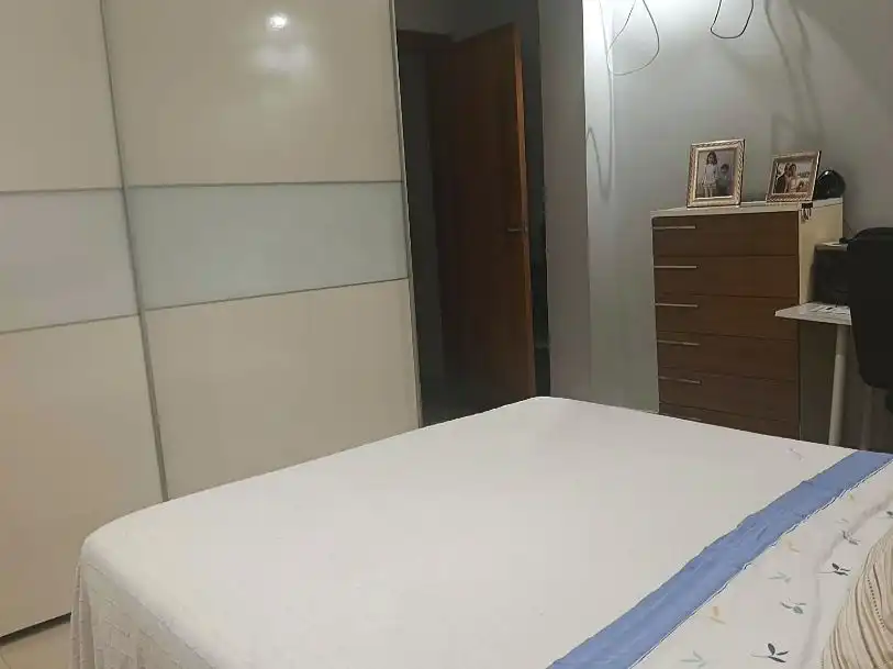 Dormitori de Pis en venda en Paterna amb Aire condicionat, Terrassa i Balcó
