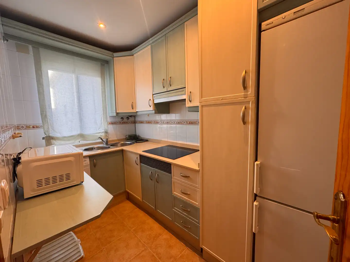 Cocina de Apartamento en venta en Chiclana de la Frontera con Aire acondicionado, Amueblado y Piscina comunitaria