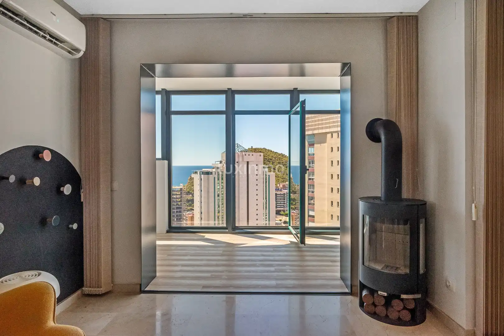 Dormitori de Àtic en venda en Villajoyosa / La Vila Joiosa amb Aire condicionat, Jardí privat i Terrassa