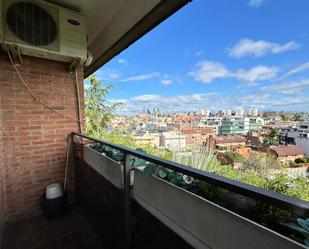 Balcony of Flat for sale in  Madrid Capital  with Air Conditioner, Heating and Parquet flooring