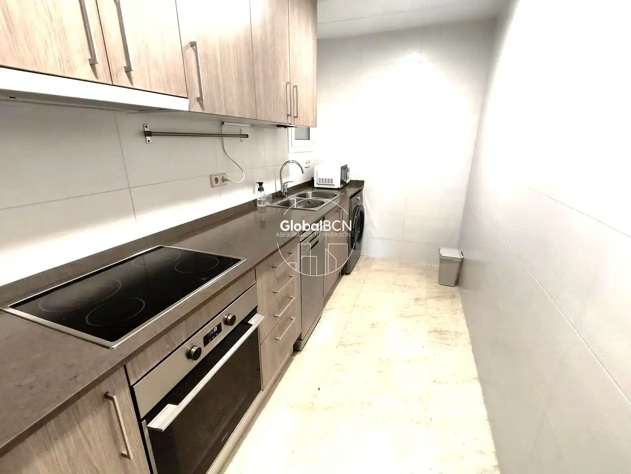 Appartamento con balcone in vendita a calle del Rosselló, imagen 12