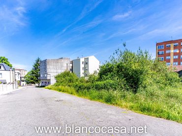 Terreni e lotti in vendita a Carballo