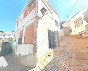 Vista exterior de Casa adosada en venda en Albuñol amb Jardí privat