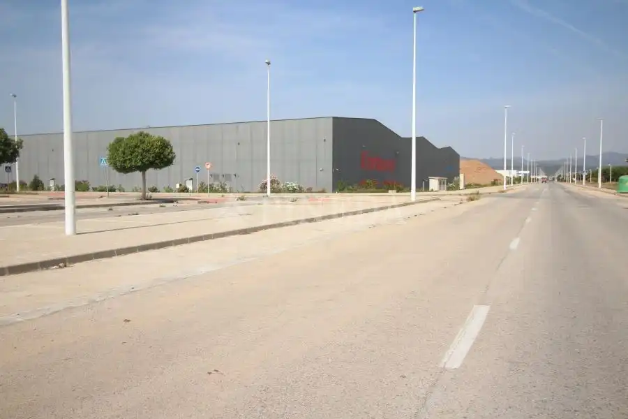Vista exterior de Terreny industrial en venda en Sagunto / Sagunt