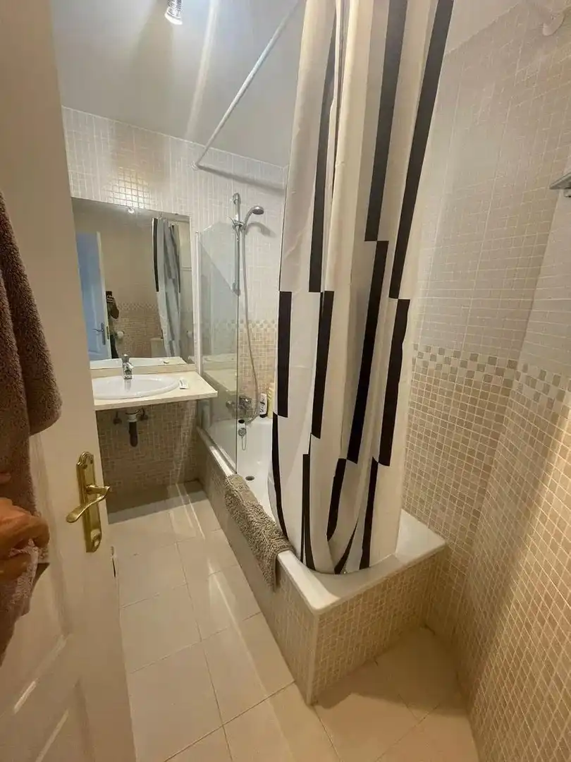 Flat with pool for sale in Torrequebrada, imagen 11