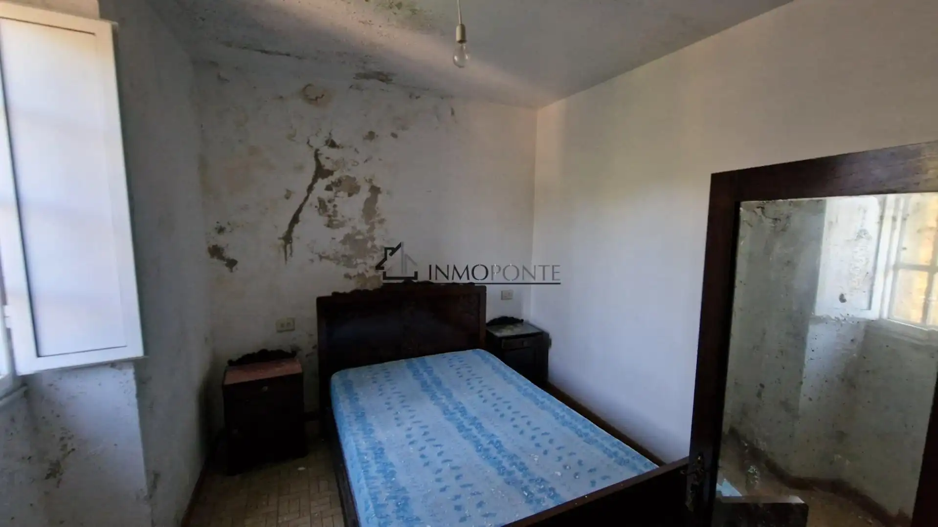 Bedroom of Houses for sale in Cerdedo