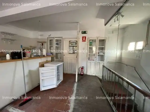Local de lloguer en Salamanca amb Terrassa